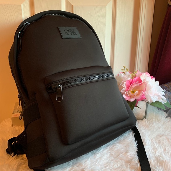 Dagne Dover Handbags - EUC Dagne Dover large Dakota onyx